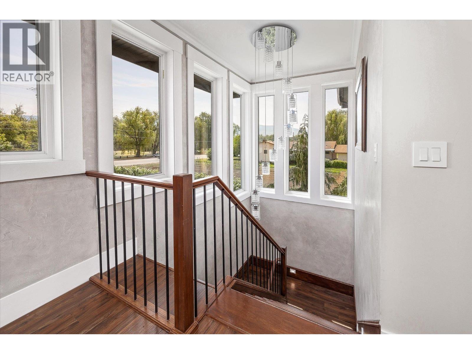 Picture for 3666 Benvoulin  Road https://www.cirrealty.ca/reb/bc/3/10365913_29.jpg