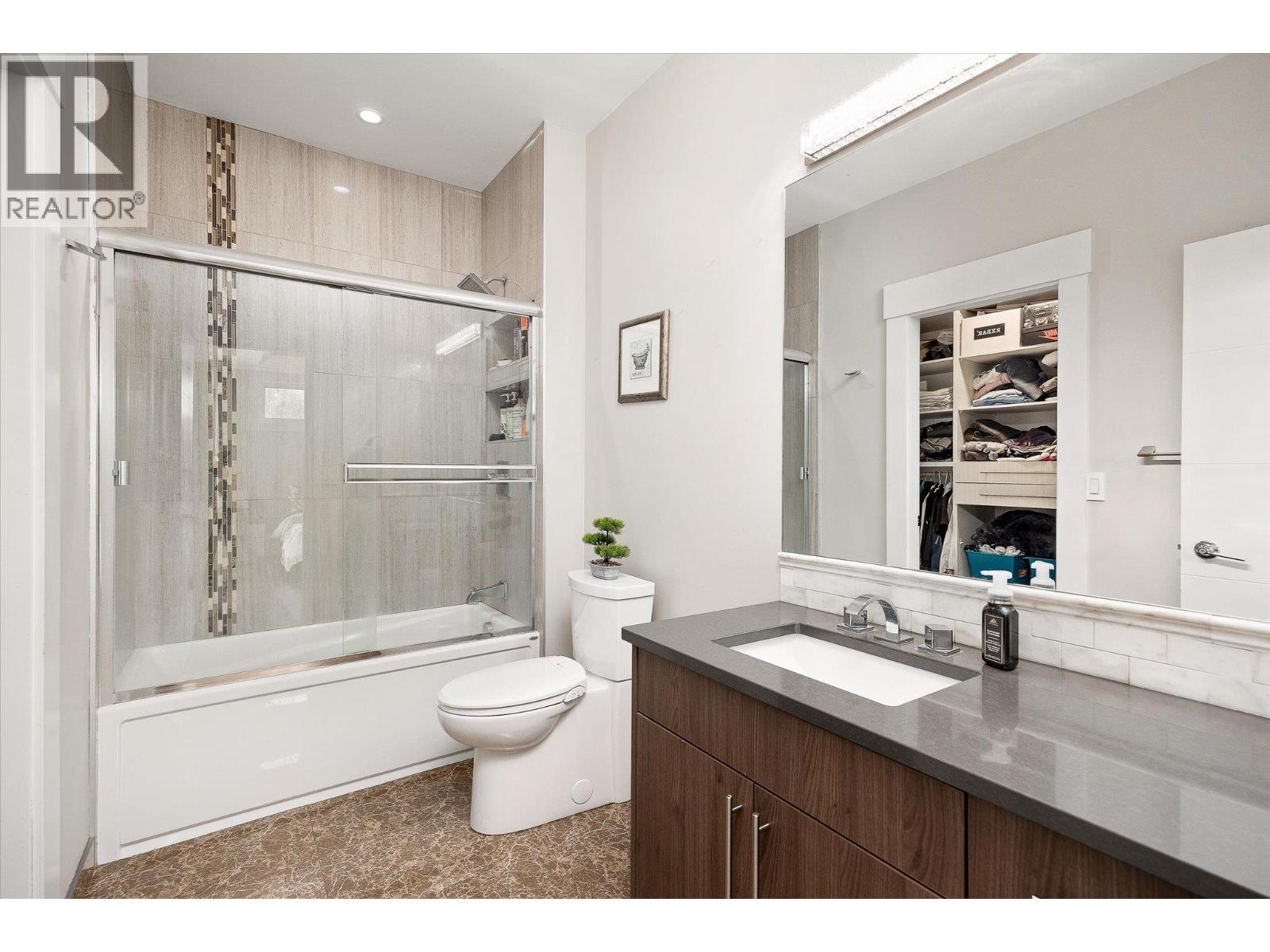 Picture for 3666 Benvoulin  Road https://www.cirrealty.ca/reb/bc/3/10365913_43.jpg