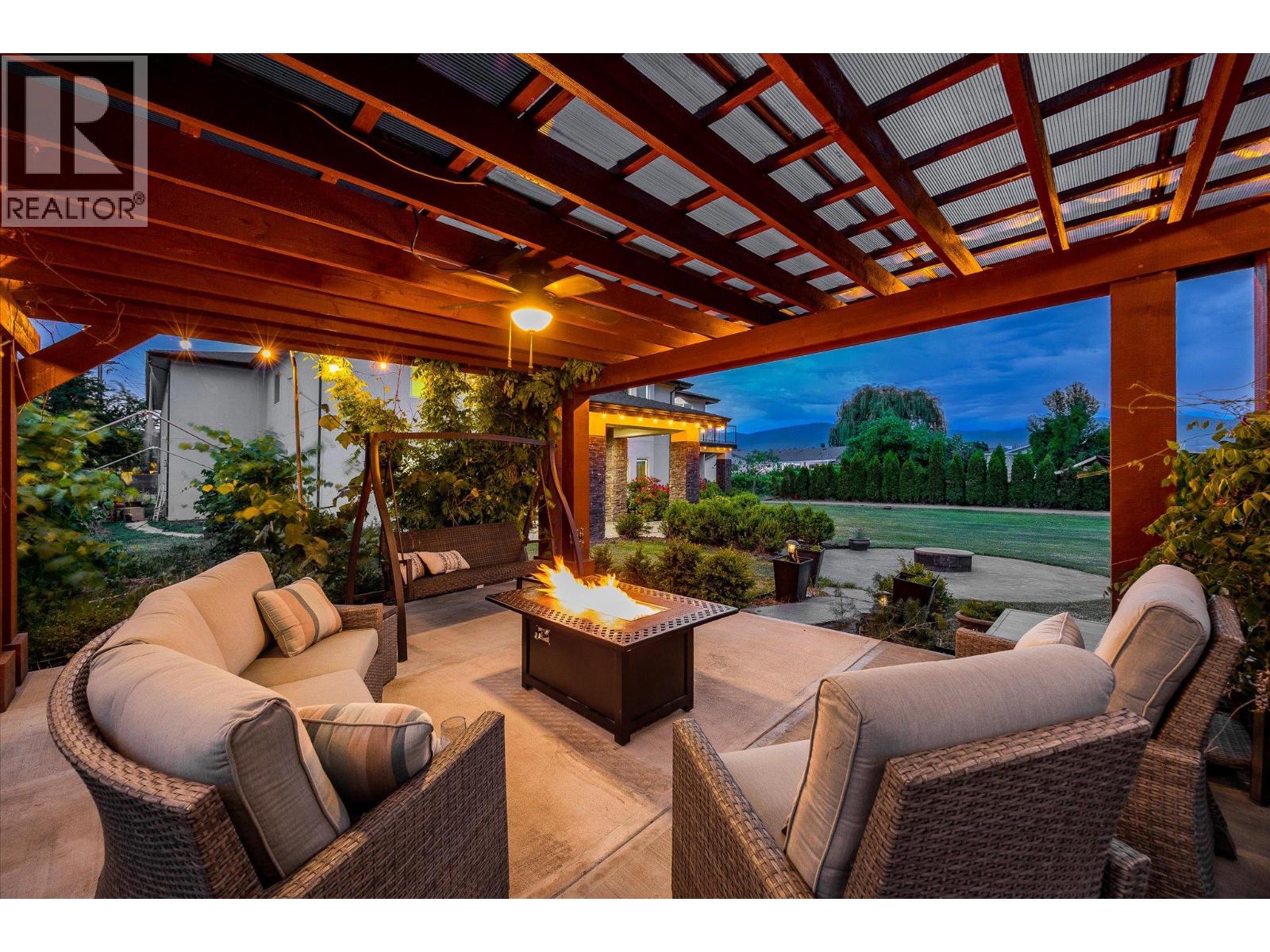 Picture for 3666 Benvoulin  Road https://www.cirrealty.ca/reb/bc/3/10365913_66.jpg