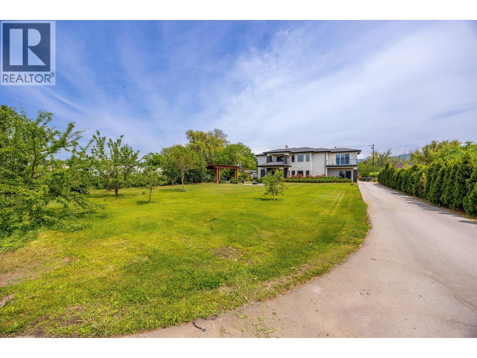 Picture for 3666 Benvoulin  Road https://www.cirrealty.ca/reb/bc/3/10365913_74.jpg