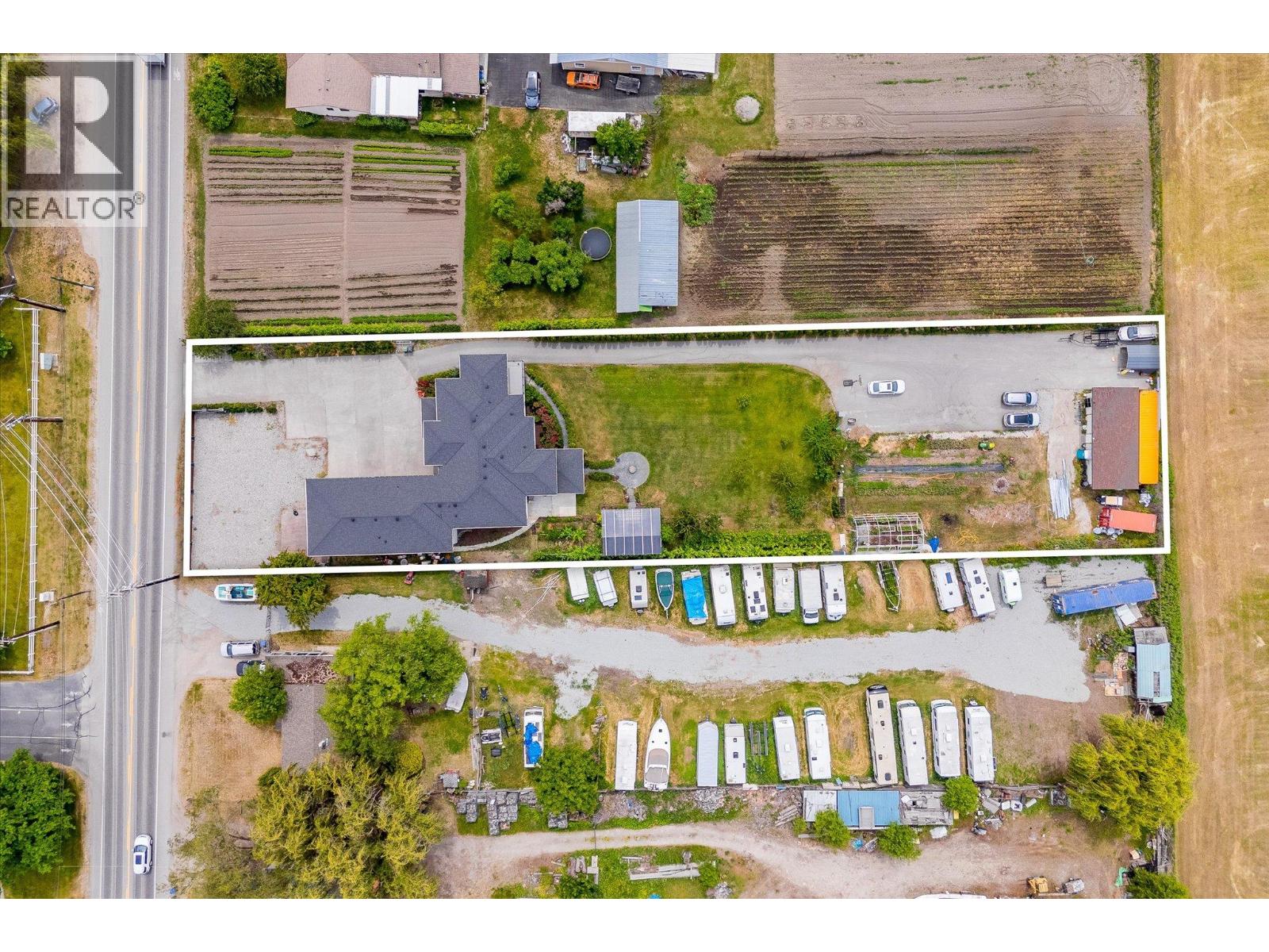 Picture for 3666 Benvoulin  Road https://www.cirrealty.ca/reb/bc/3/10365913_88.jpg