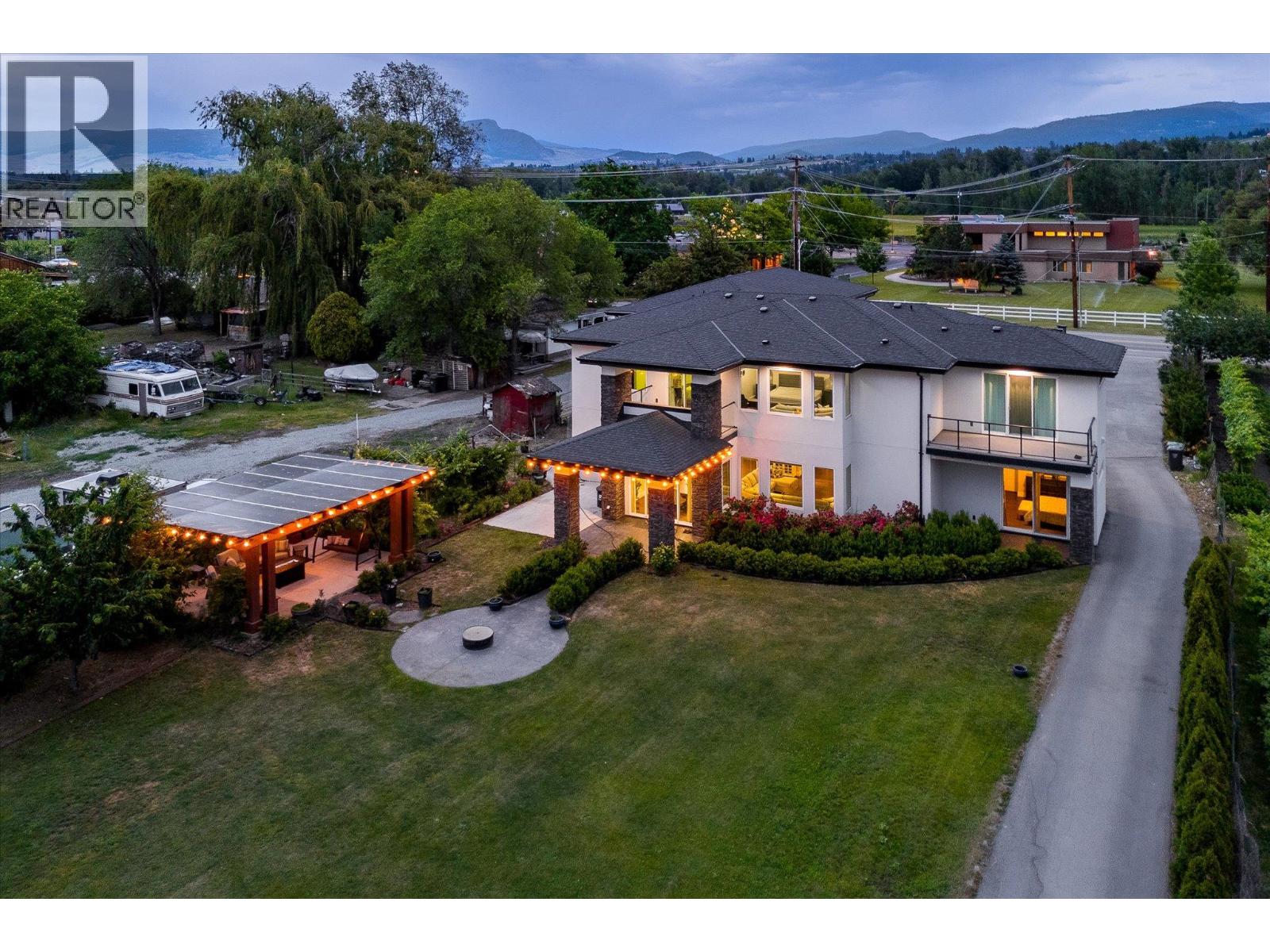 Picture for 3666 Benvoulin  Road https://www.cirrealty.ca/reb/bc/3/10365913_93.jpg