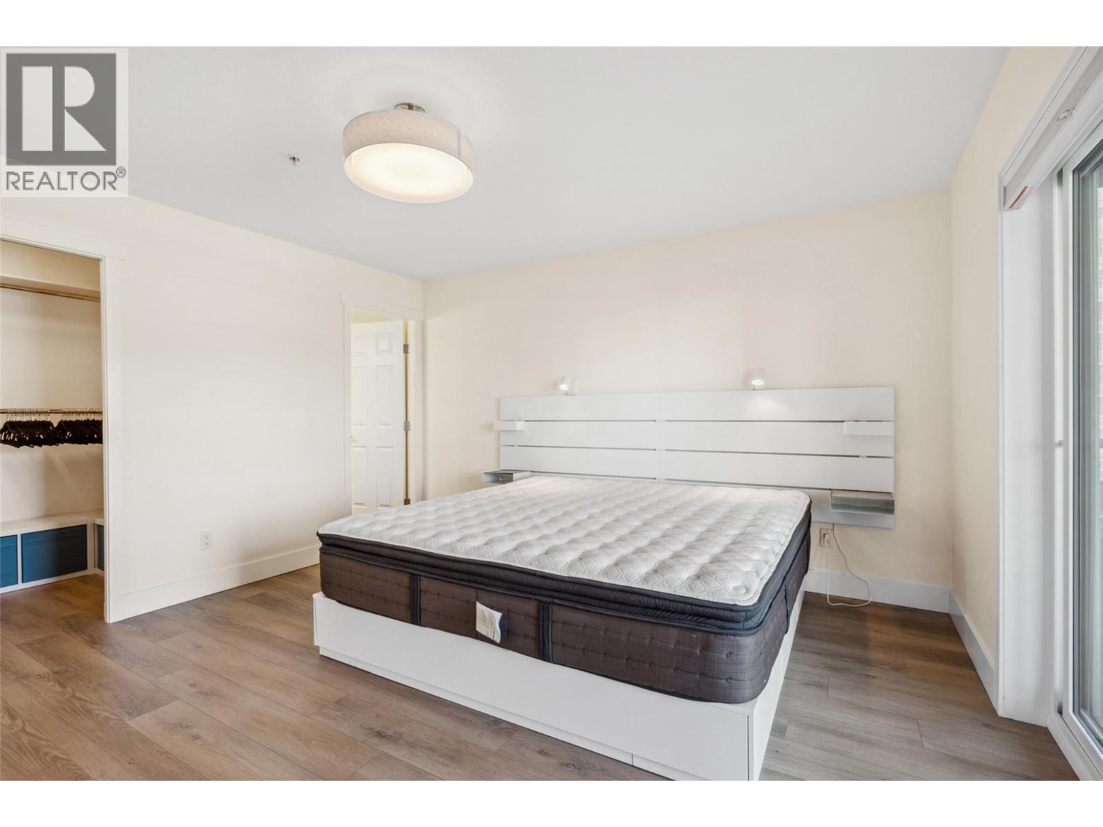 Picture for Unit #307, 1967 Underhill  Street https://www.cirrealty.ca/reb/bc/3/10366023_31.jpg