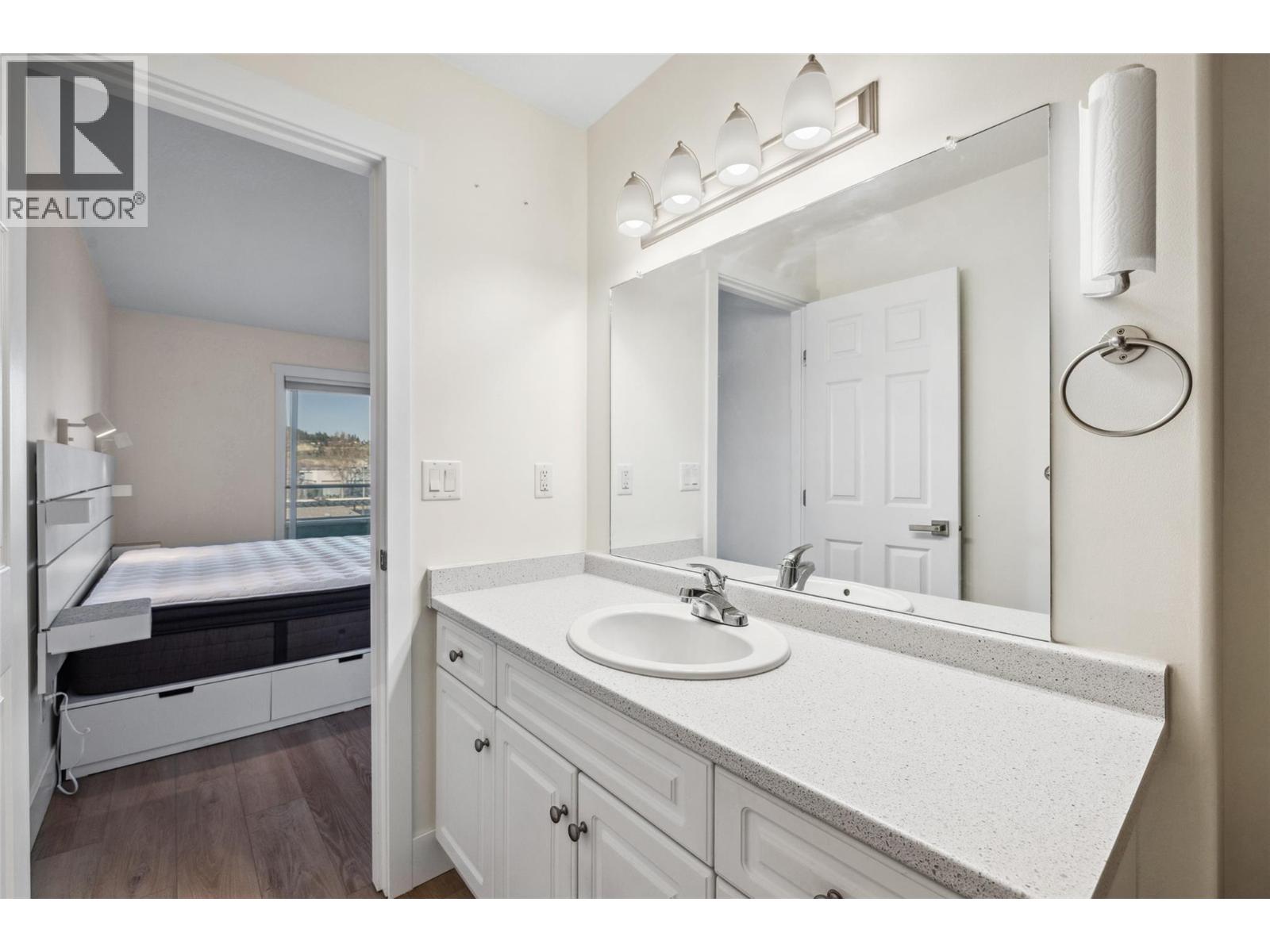 Picture for Unit #307, 1967 Underhill  Street https://www.cirrealty.ca/reb/bc/3/10366023_35.jpg