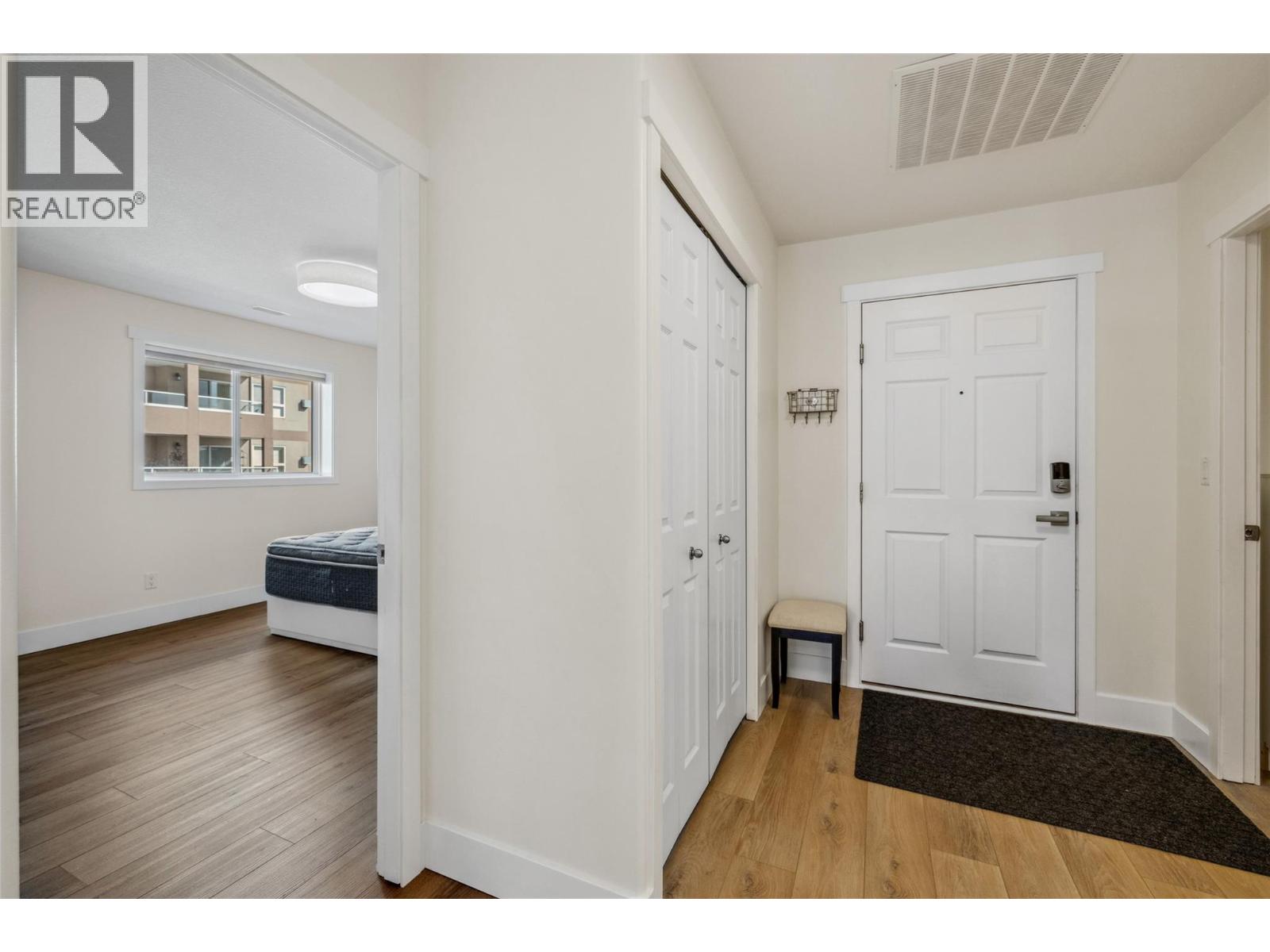 Picture for Unit #307, 1967 Underhill  Street https://www.cirrealty.ca/reb/bc/3/10366023_39.jpg