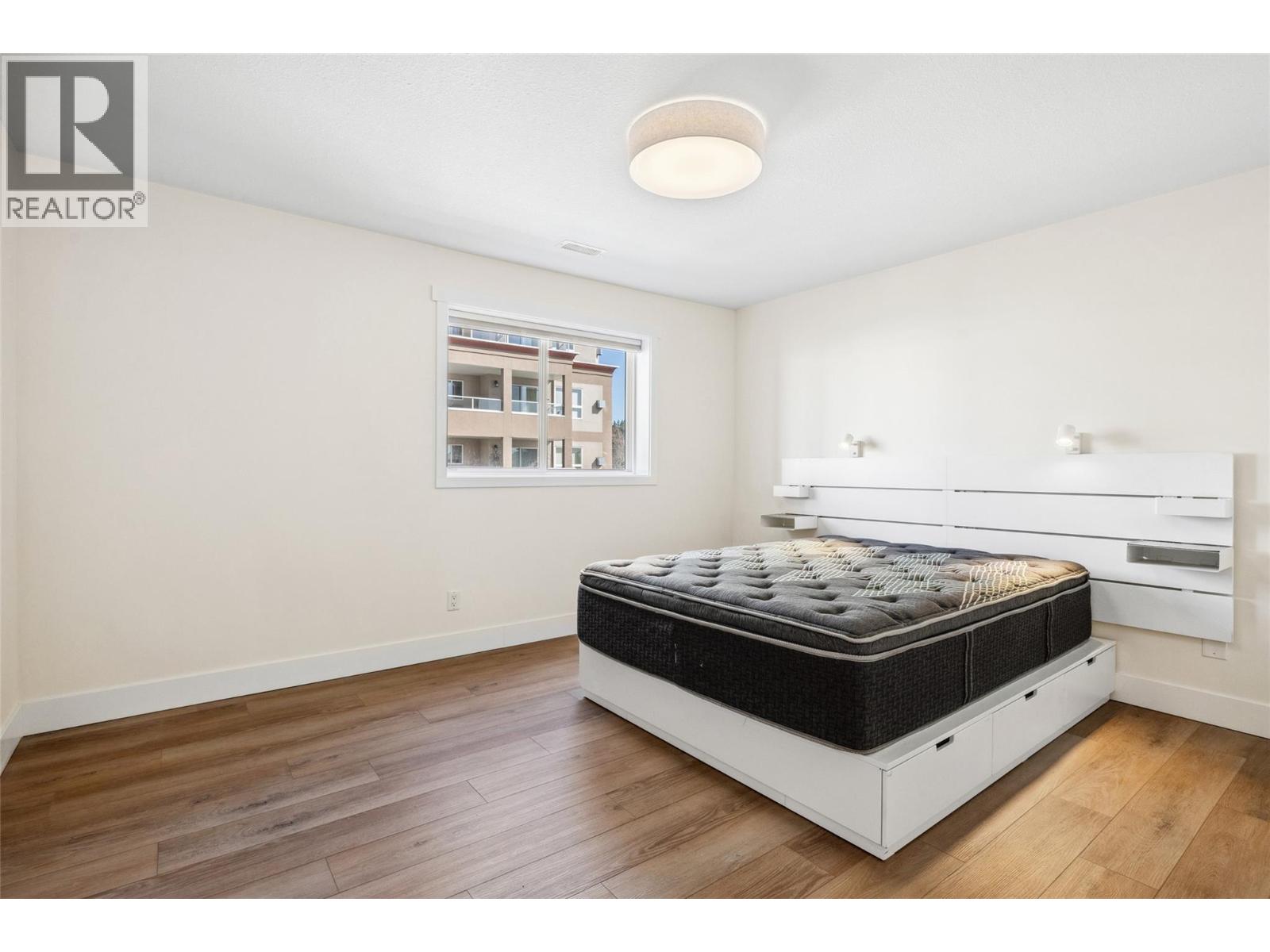 Picture for Unit #307, 1967 Underhill  Street https://www.cirrealty.ca/reb/bc/3/10366023_40.jpg