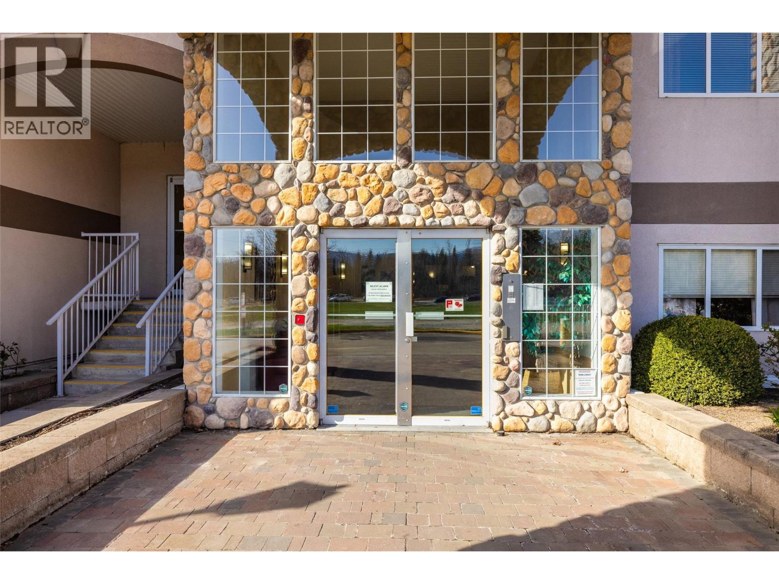 Picture for Unit #307, 1967 Underhill  Street https://www.cirrealty.ca/reb/bc/3/10366023_55.jpg