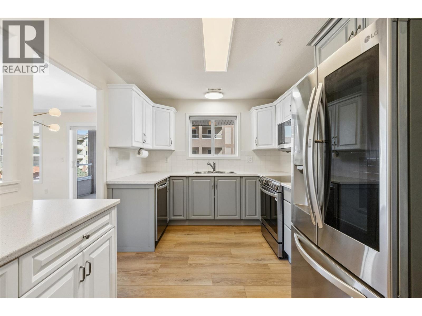 Picture for Unit #307, 1967 Underhill  Street https://www.cirrealty.ca/reb/bc/3/10366023_9.jpg