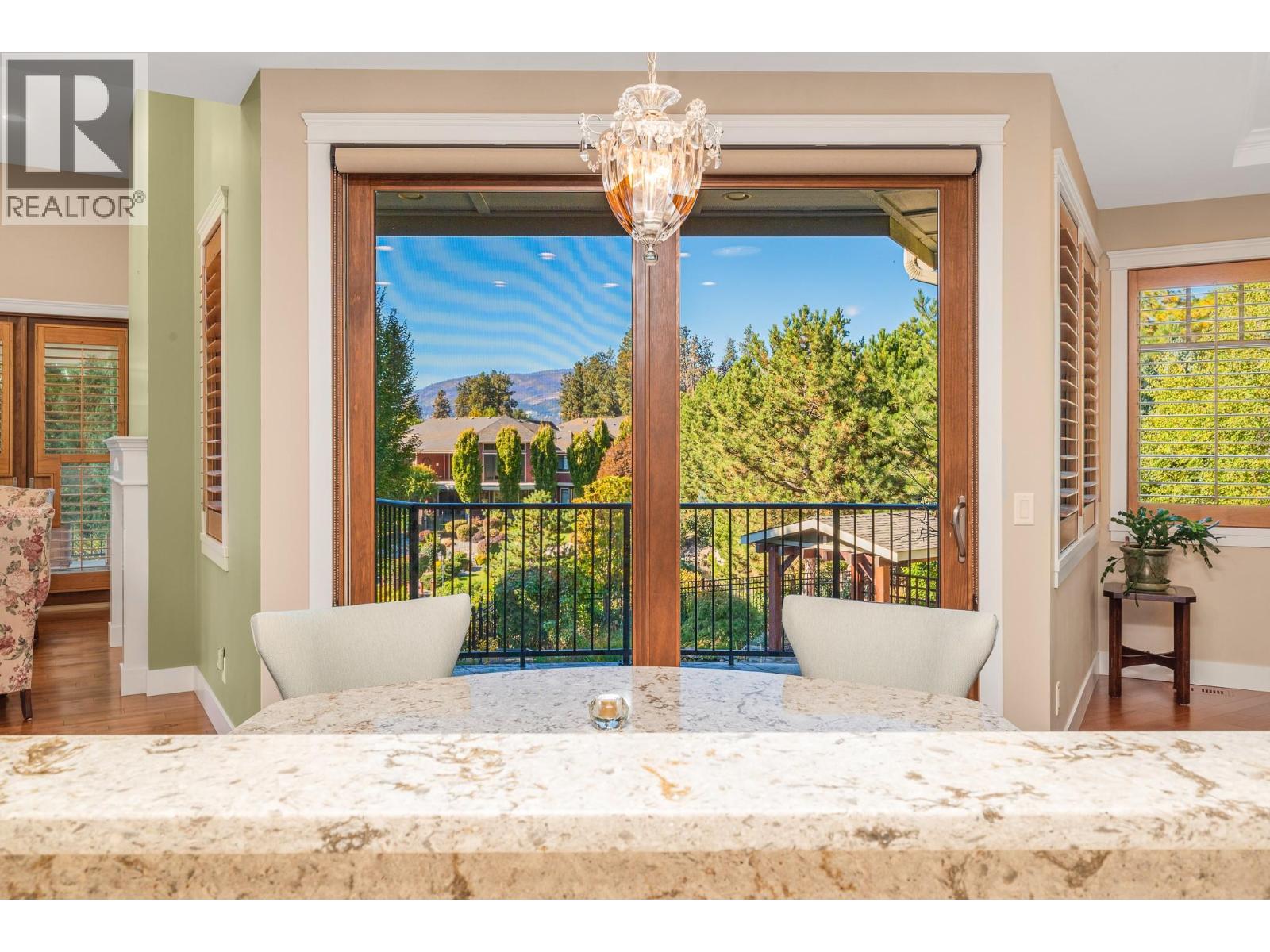 Picture for 1108 Lambert  Lane https://www.cirrealty.ca/reb/bc/3/10366093_13.jpg