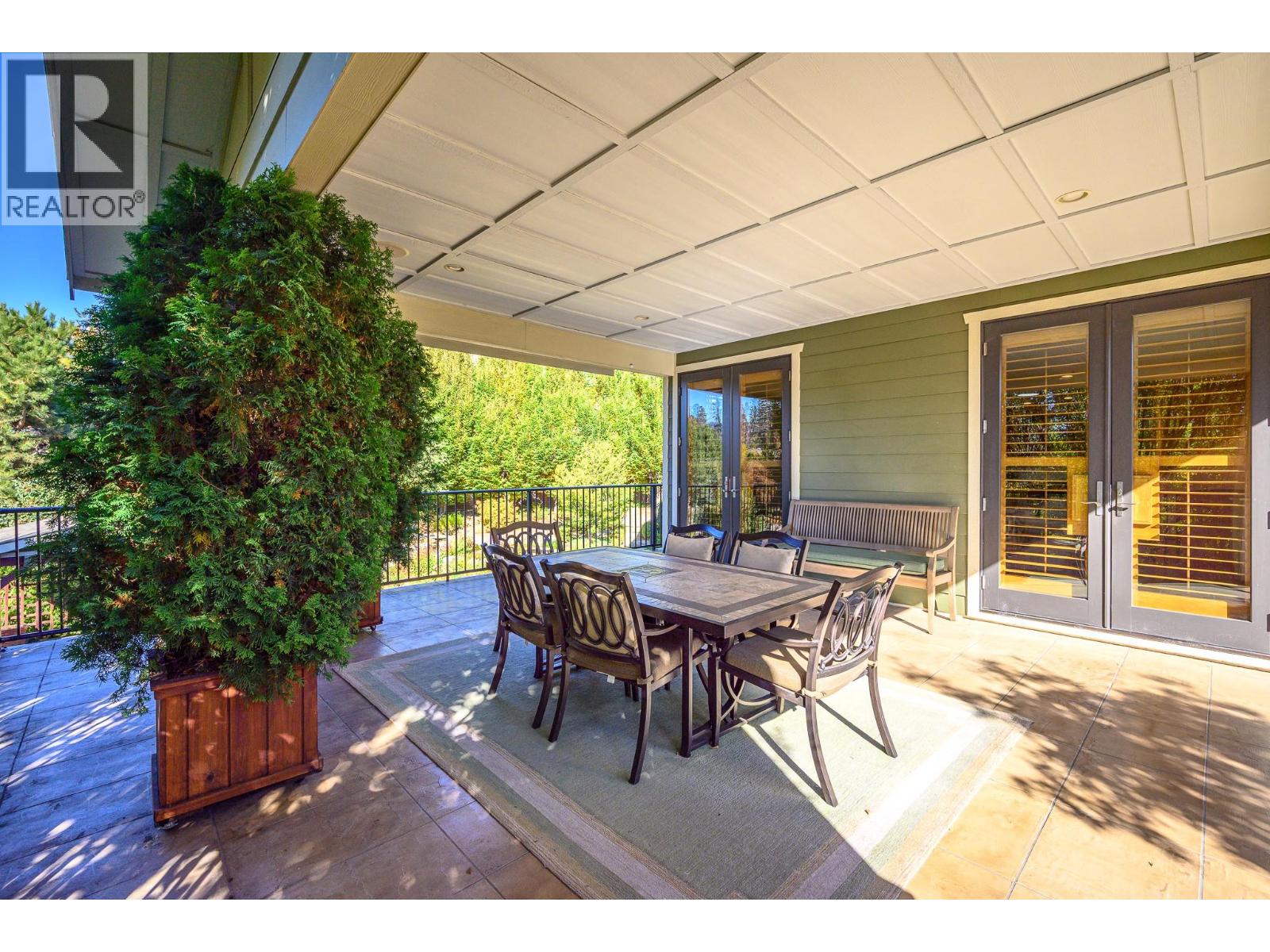 Picture for 1108 Lambert  Lane https://www.cirrealty.ca/reb/bc/3/10366093_16.jpg