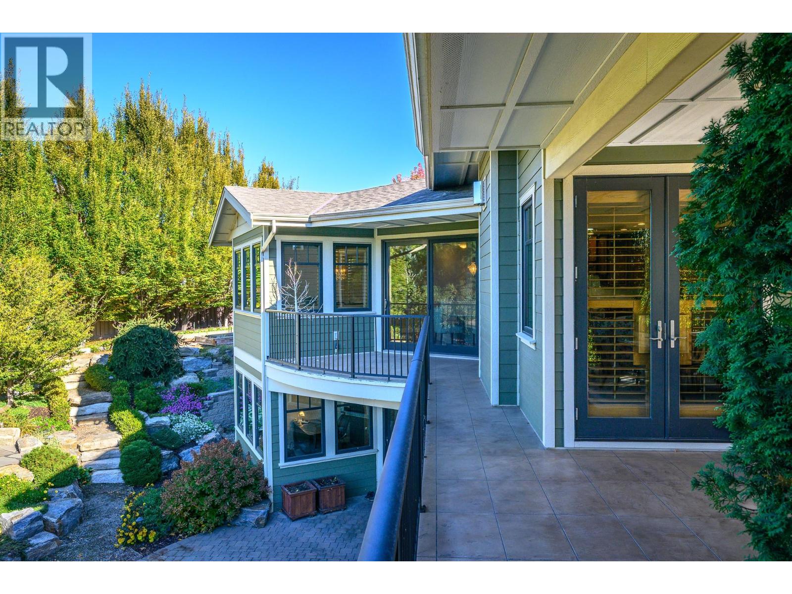 Picture for 1108 Lambert  Lane https://www.cirrealty.ca/reb/bc/3/10366093_21.jpg