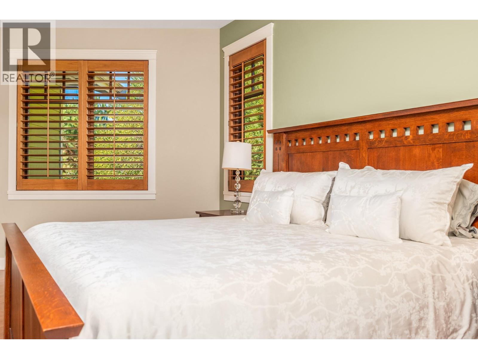 Picture for 1108 Lambert  Lane https://www.cirrealty.ca/reb/bc/3/10366093_24.jpg