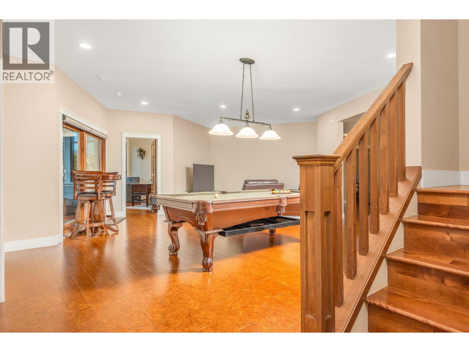 Picture for 1108 Lambert  Lane https://www.cirrealty.ca/reb/bc/3/10366093_31.jpg