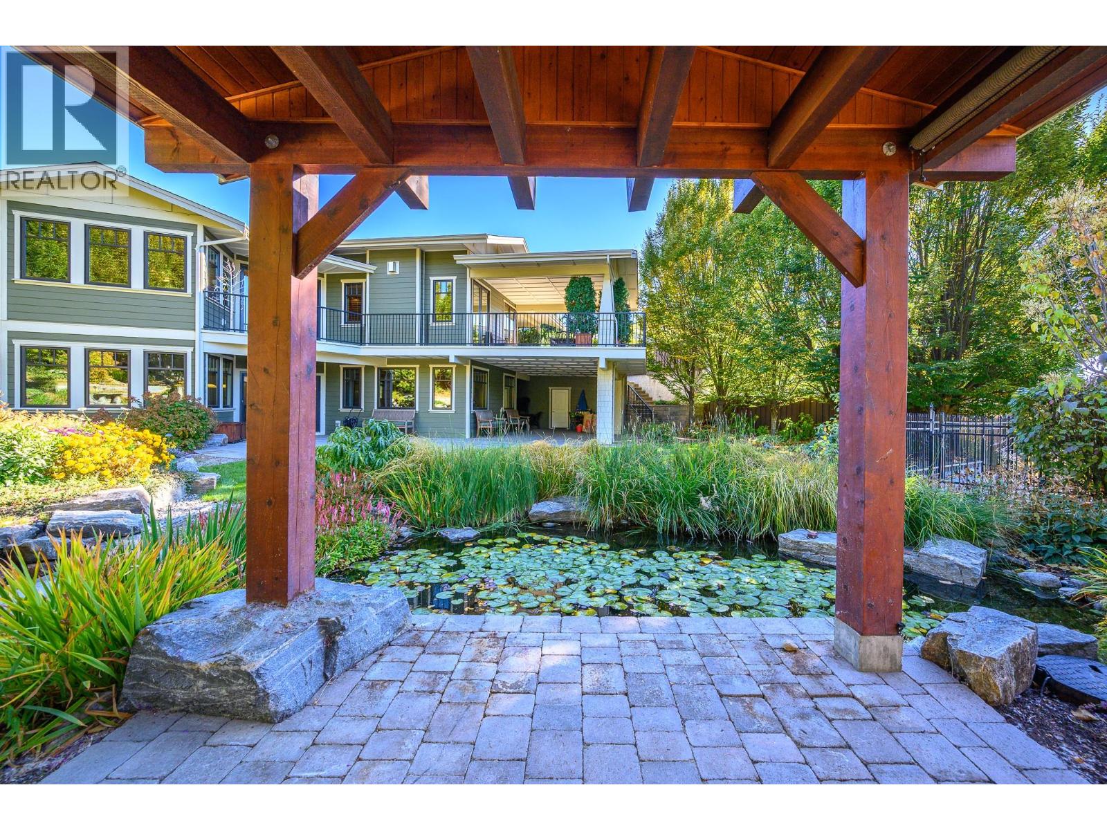 Picture for 1108 Lambert  Lane https://www.cirrealty.ca/reb/bc/3/10366093_36.jpg