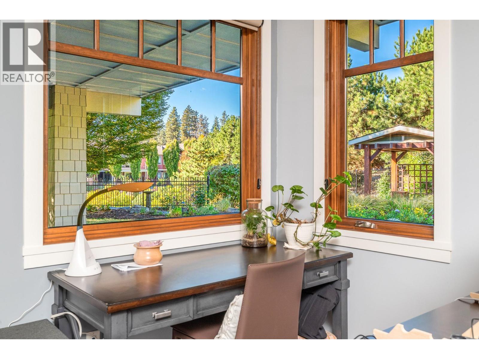 Picture for 1108 Lambert  Lane https://www.cirrealty.ca/reb/bc/3/10366093_45.jpg