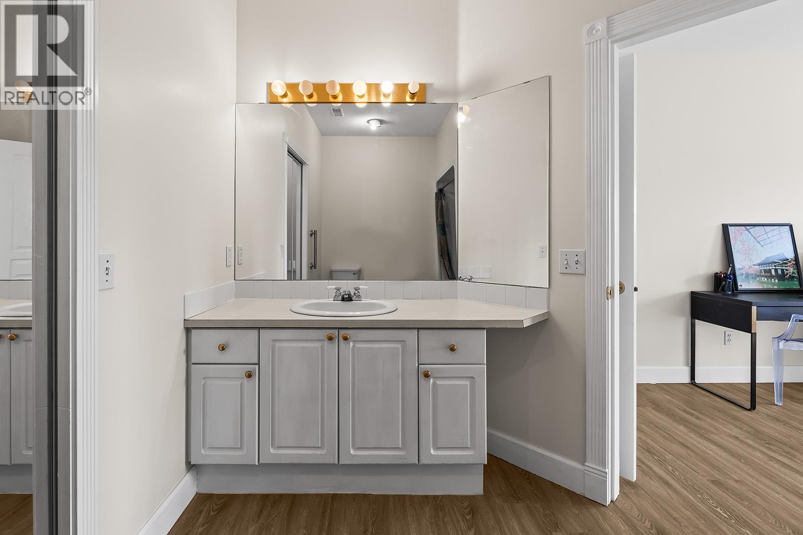 Picture for Unit #203, 1940 Richter  Street https://www.cirrealty.ca/reb/bc/3/10366103_19.jpg