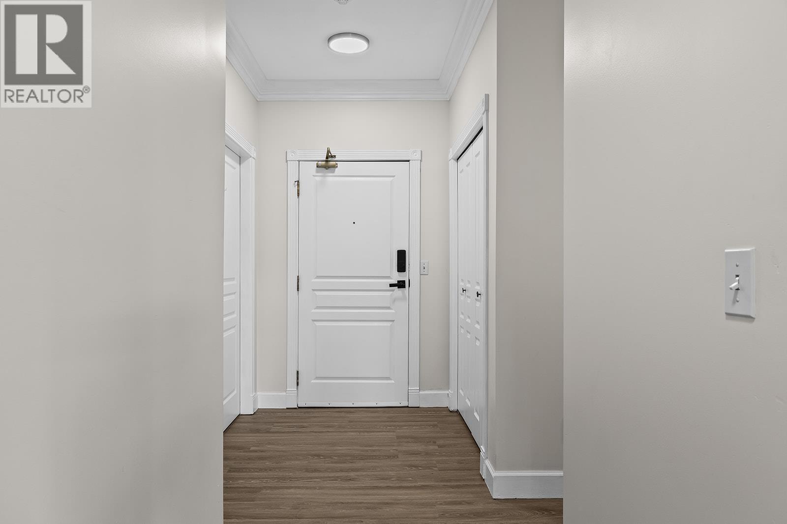 Picture for Unit #203, 1940 Richter  Street https://www.cirrealty.ca/reb/bc/3/10366103_21.jpg