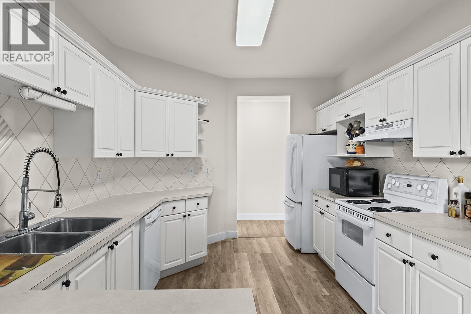 Picture for Unit #203, 1940 Richter  Street