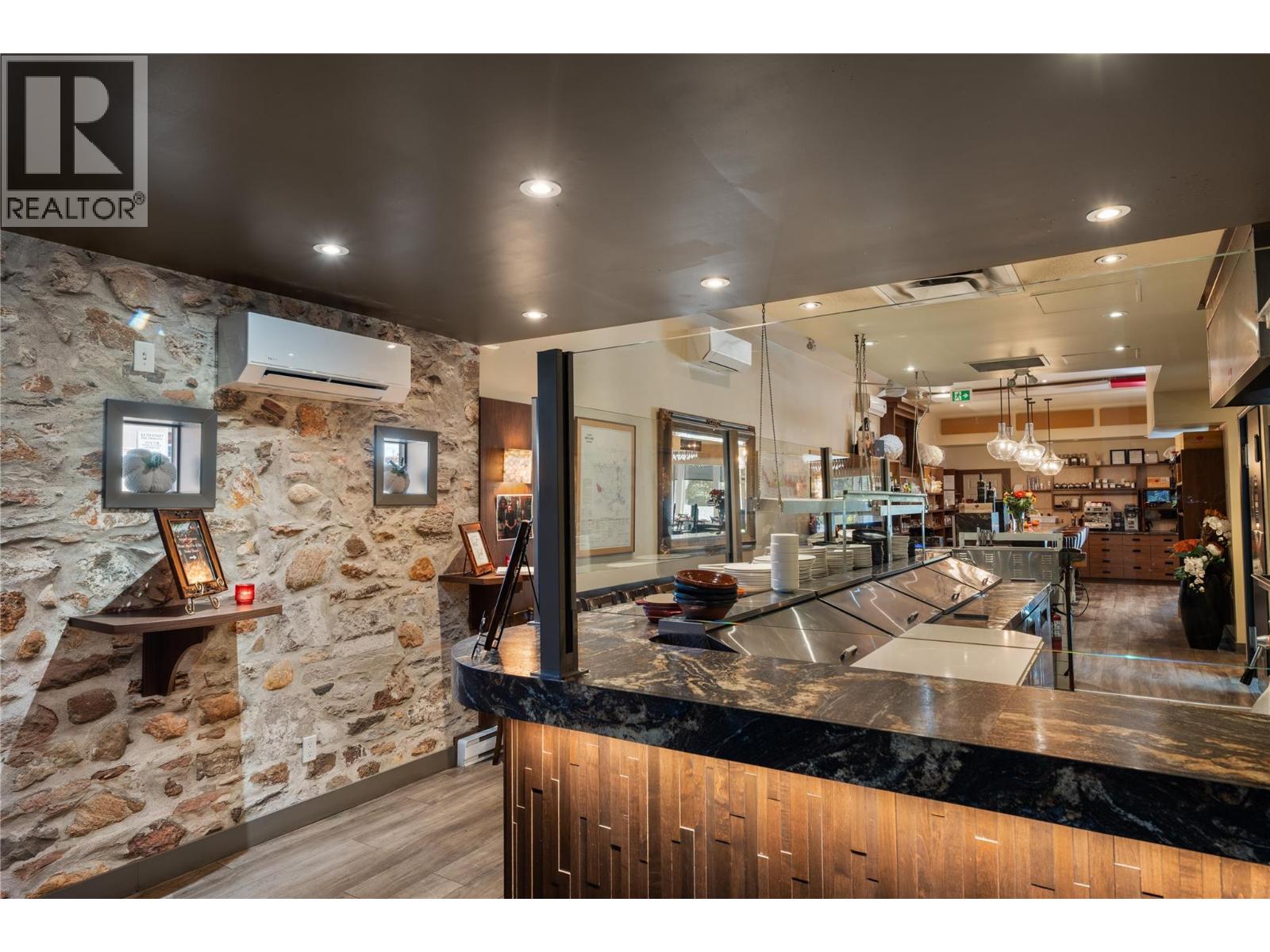 Picture for 8312 74  Avenue https://www.cirrealty.ca/reb/bc/3/10366113_23.jpg