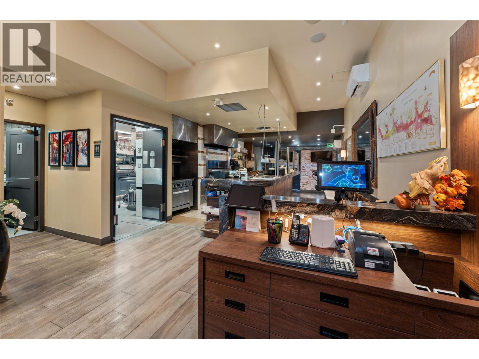 Picture for 8312 74  Avenue https://www.cirrealty.ca/reb/bc/3/10366113_24.jpg