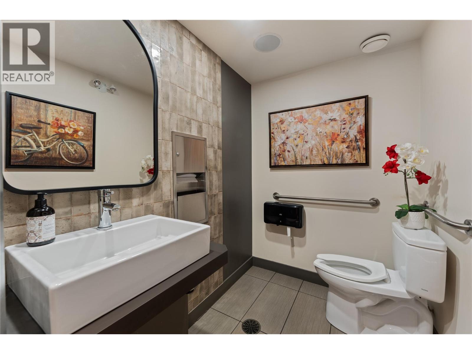 Picture for 8312 74  Avenue https://www.cirrealty.ca/reb/bc/3/10366113_26.jpg