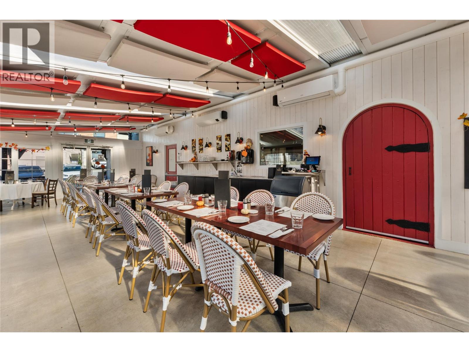 Picture for 8312 74  Avenue https://www.cirrealty.ca/reb/bc/3/10366113_7.jpg