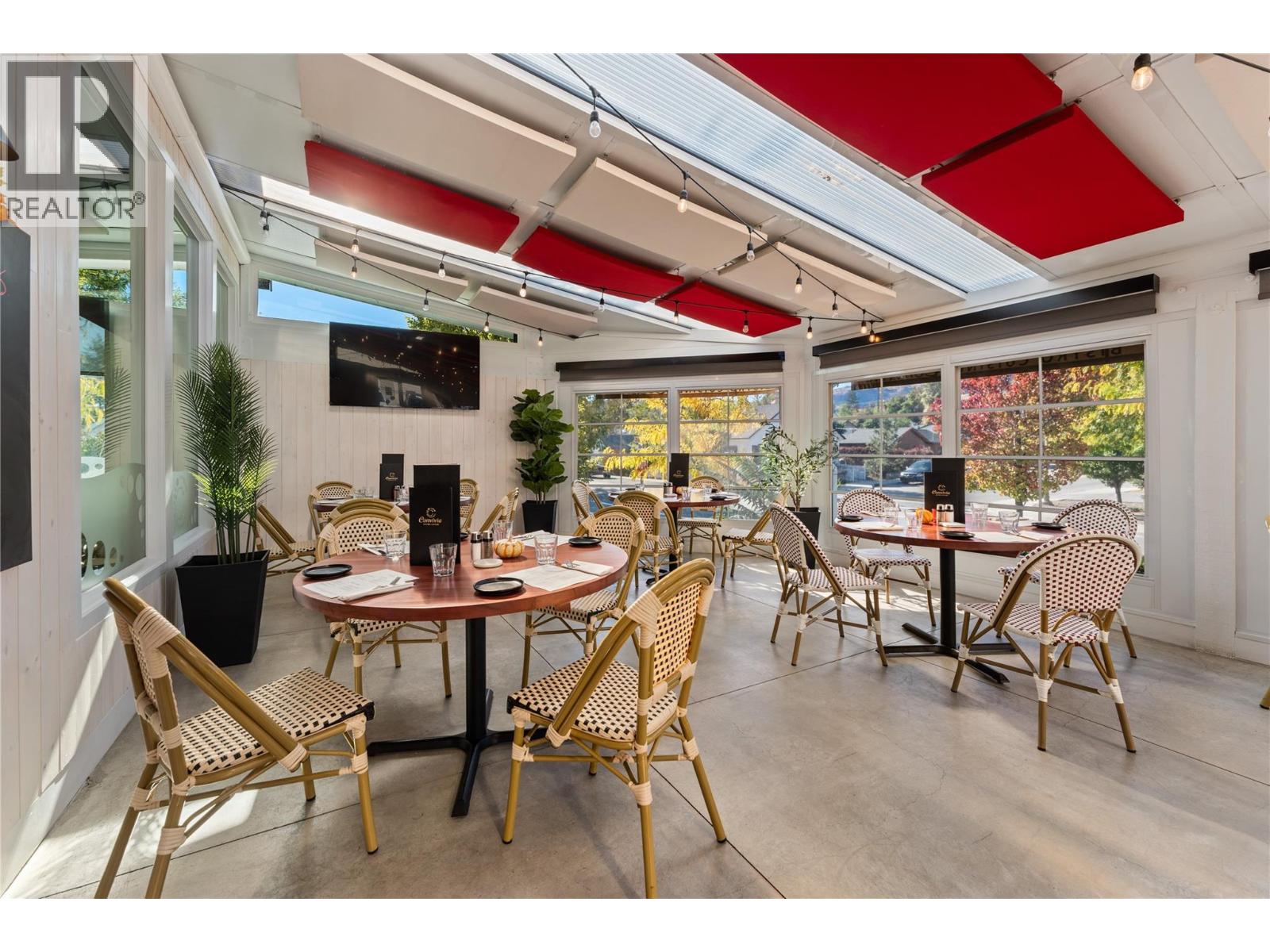 Picture for 8312 74  Avenue https://www.cirrealty.ca/reb/bc/3/10366113_8.jpg