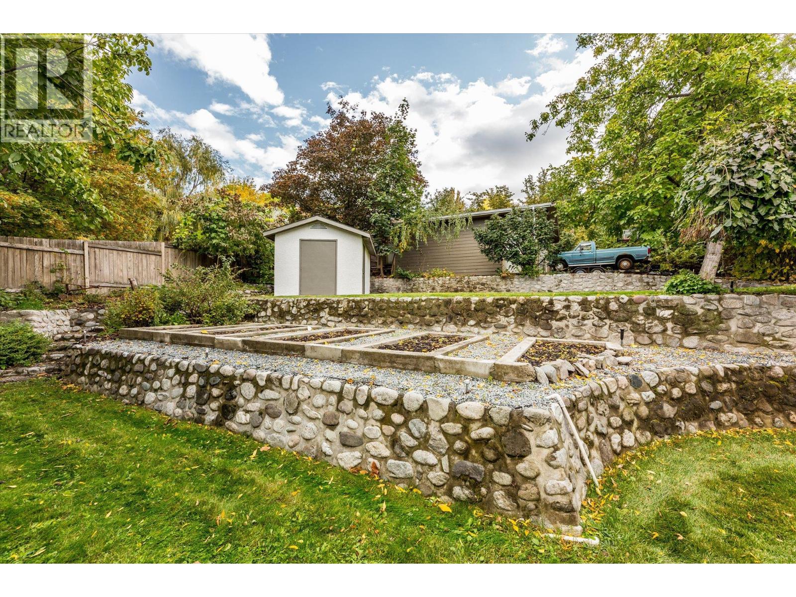 Picture for 1189 Hudson  Road https://www.cirrealty.ca/reb/bc/3/10366293_6.jpg