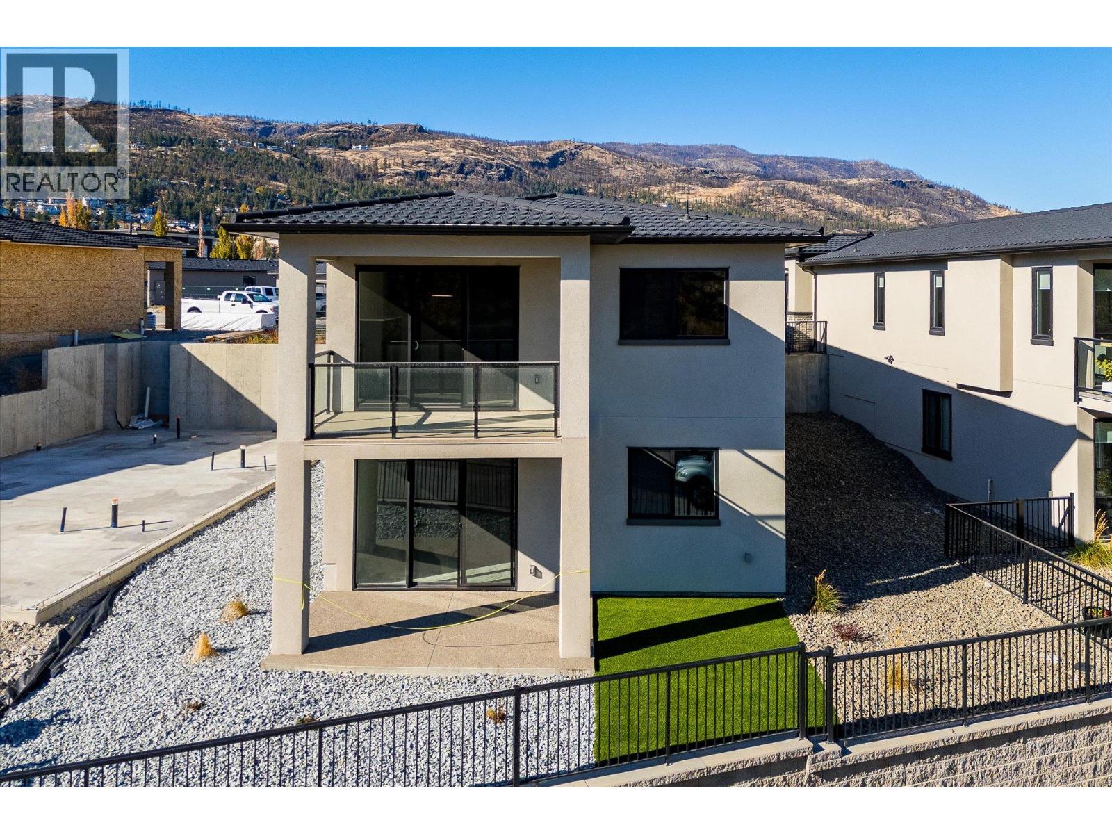 Picture for 1675 HARBOUR VIEW  Crescent https://www.cirrealty.ca/reb/bc/3/10366333_54.jpg