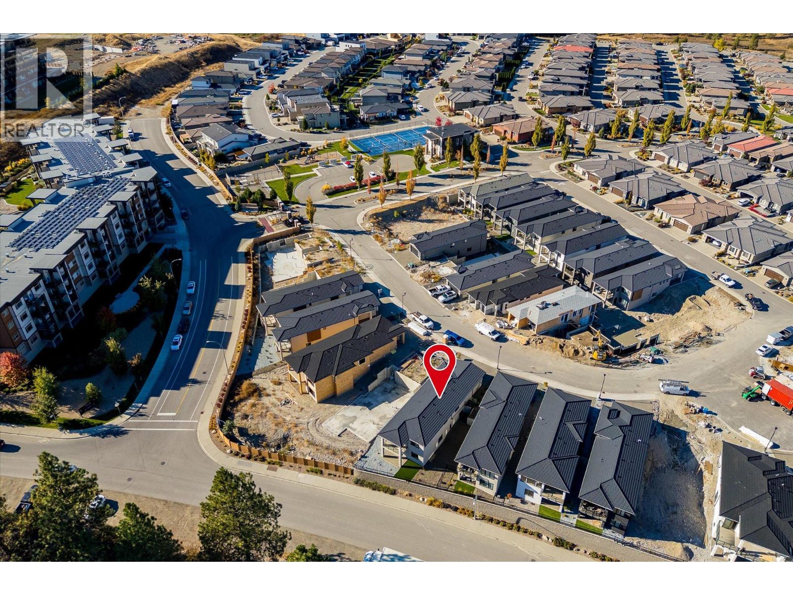 Picture for 1675 HARBOUR VIEW  Crescent https://www.cirrealty.ca/reb/bc/3/10366333_59.jpg