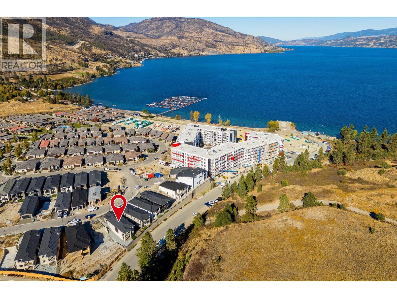Picture for 1675 HARBOUR VIEW  Crescent https://www.cirrealty.ca/reb/bc/3/10366333_61.jpg