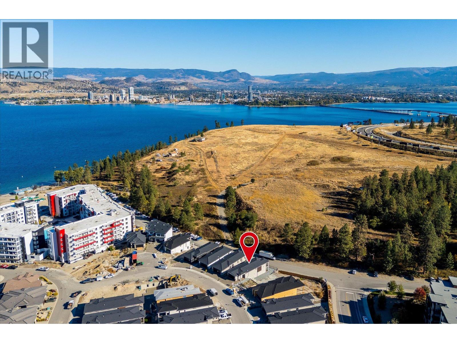 Picture for 1675 HARBOUR VIEW  Crescent https://www.cirrealty.ca/reb/bc/3/10366333_63.jpg