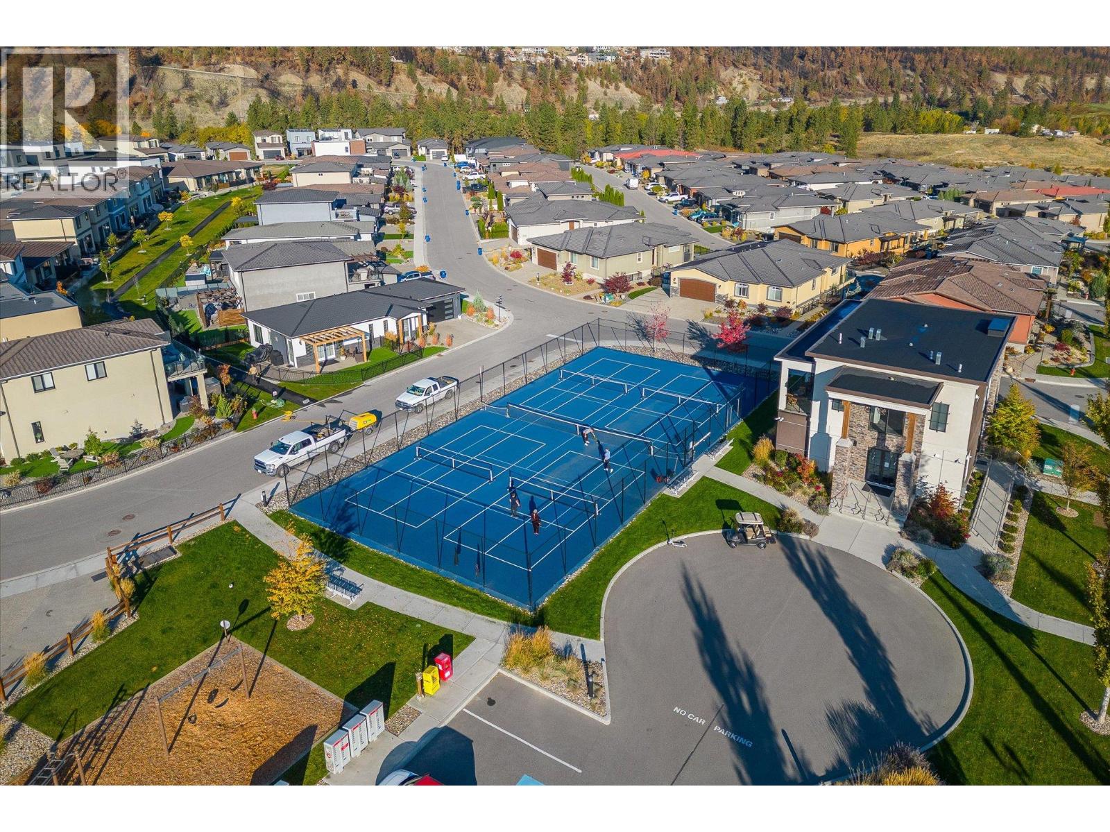 Picture for 1675 HARBOUR VIEW  Crescent https://www.cirrealty.ca/reb/bc/3/10366333_74.jpg