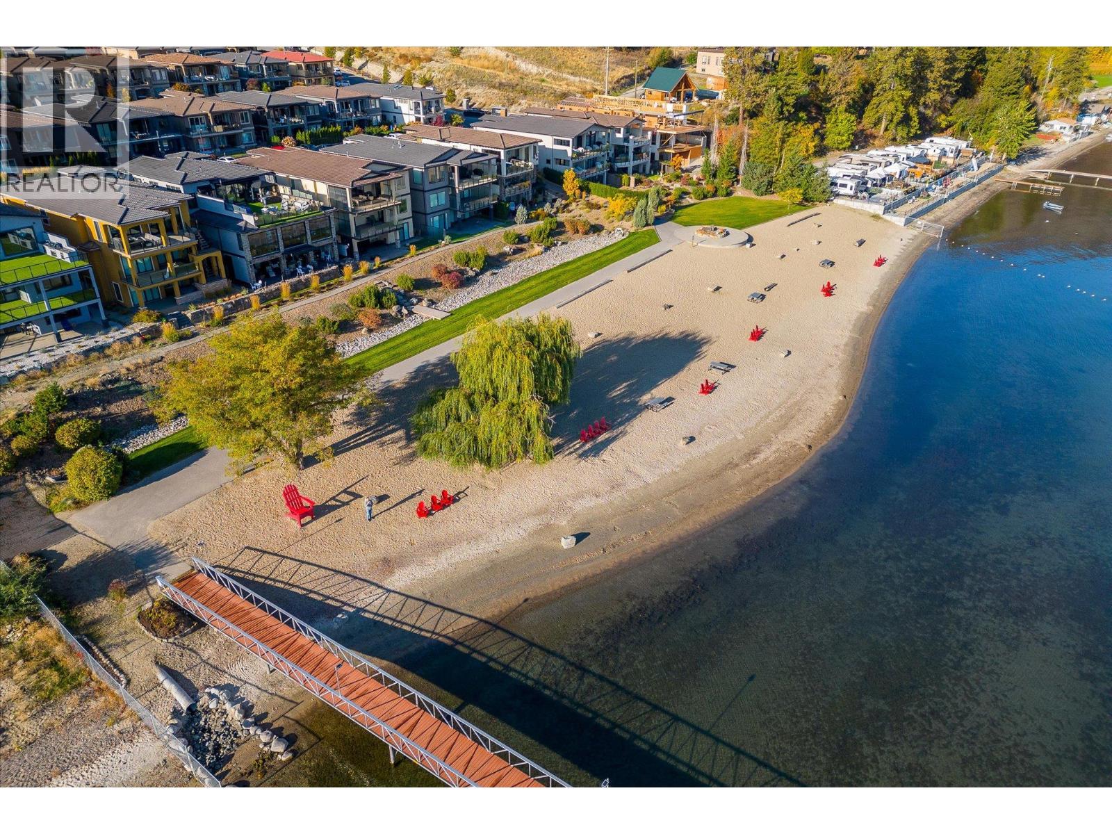 Picture for 1675 HARBOUR VIEW  Crescent https://www.cirrealty.ca/reb/bc/3/10366333_86.jpg