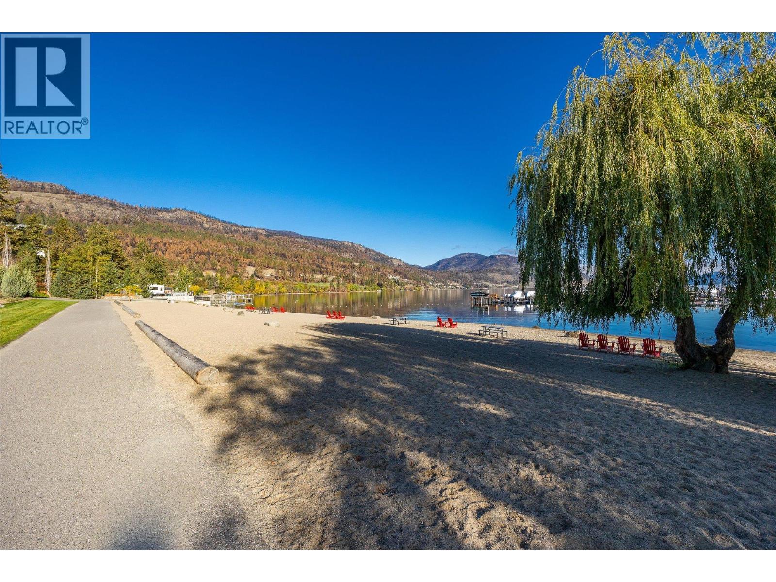 Picture for 1675 HARBOUR VIEW  Crescent https://www.cirrealty.ca/reb/bc/3/10366333_87.jpg