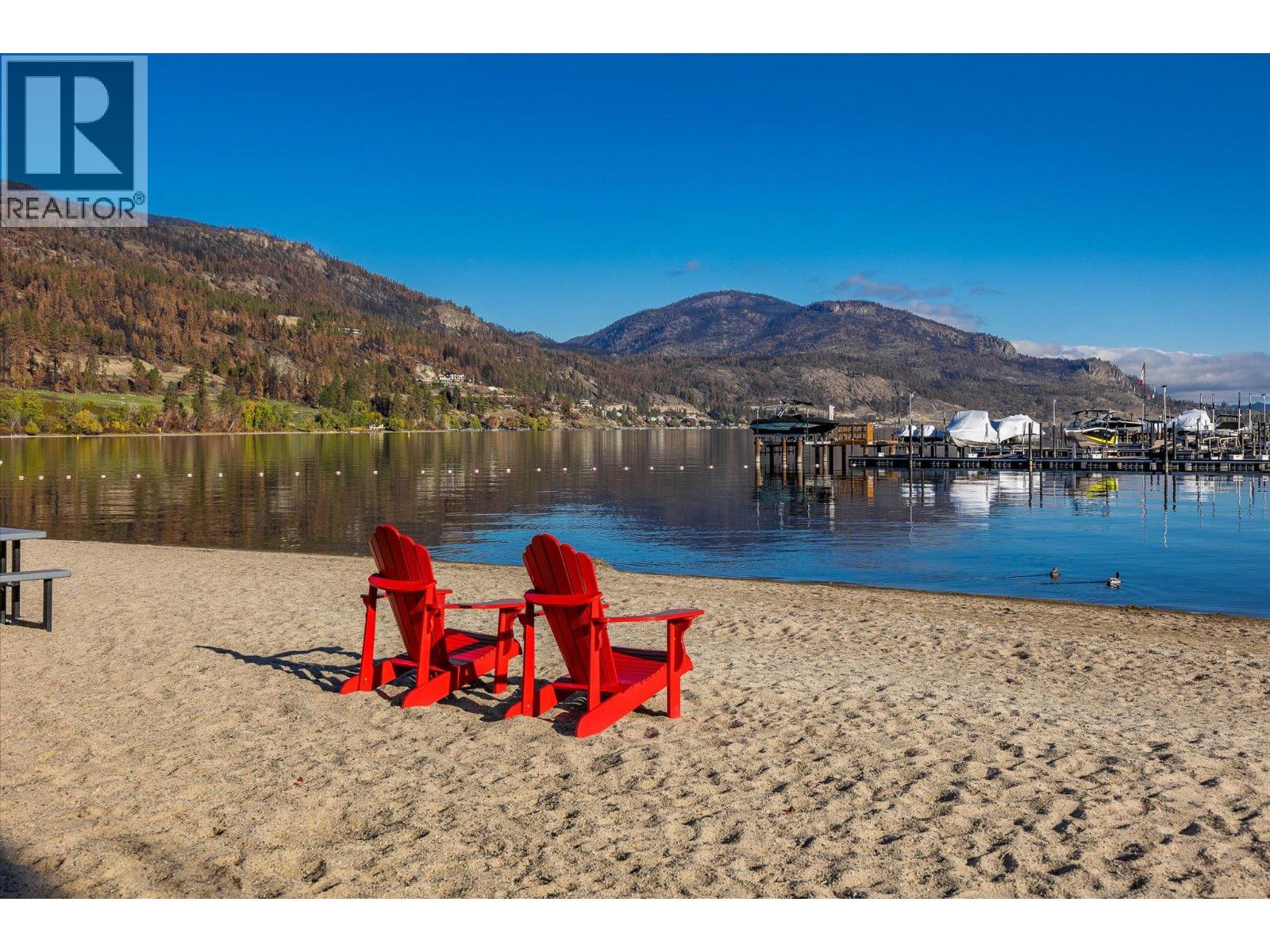 Picture for 1675 HARBOUR VIEW  Crescent https://www.cirrealty.ca/reb/bc/3/10366333_88.jpg
