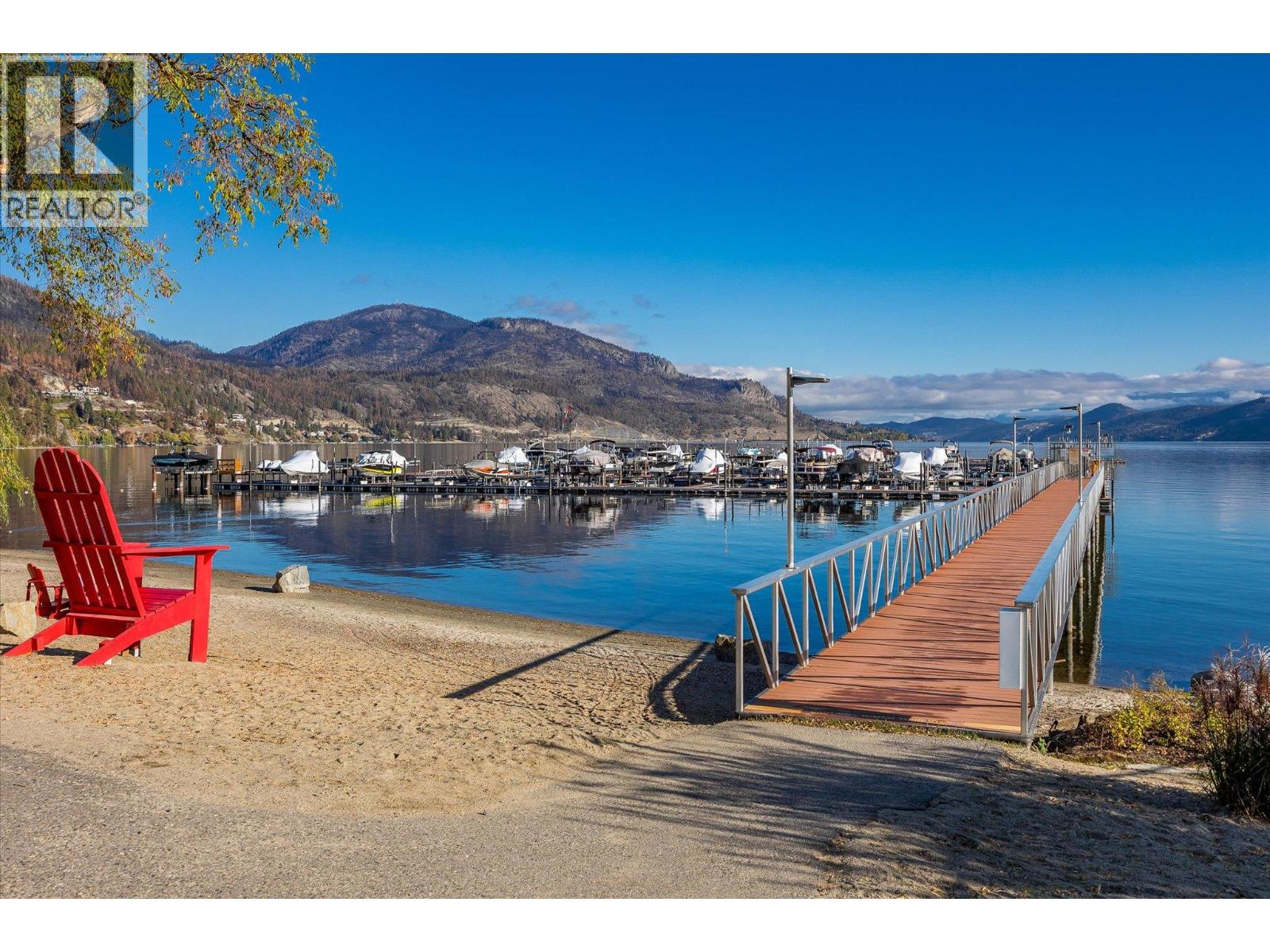 Picture for 1675 HARBOUR VIEW  Crescent https://www.cirrealty.ca/reb/bc/3/10366333_92.jpg