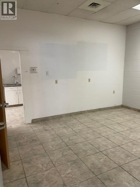 Picture for 3054 Skaha Lake  Road https://www.cirrealty.ca/reb/bc/3/10366473_9.jpg