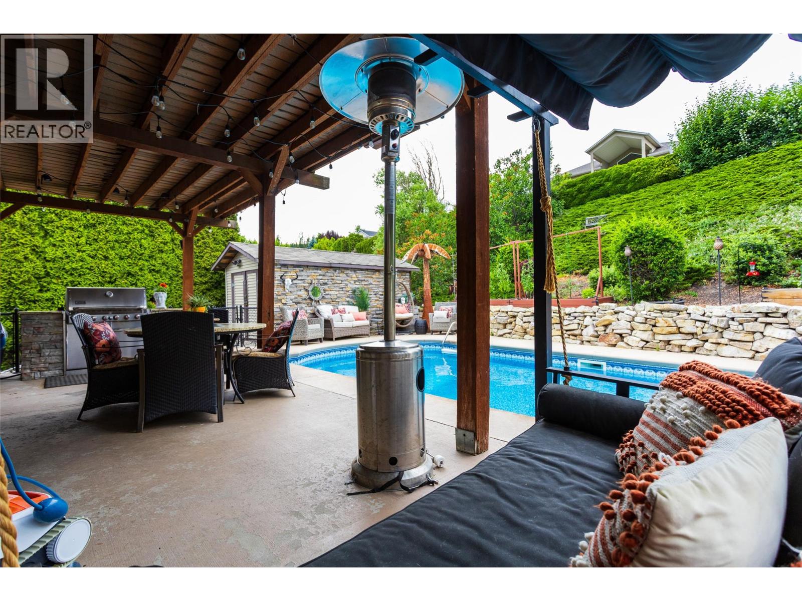 Picture for 2838 Salish  Road https://www.cirrealty.ca/reb/bc/3/10366503_22.jpg