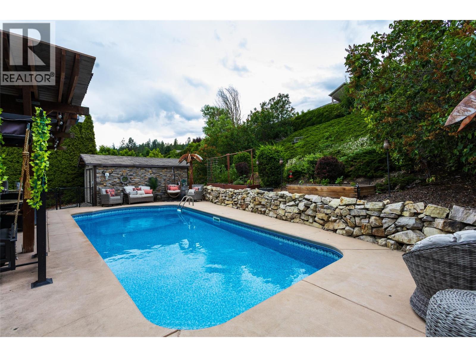 Picture for 2838 Salish  Road https://www.cirrealty.ca/reb/bc/3/10366503_24.jpg
