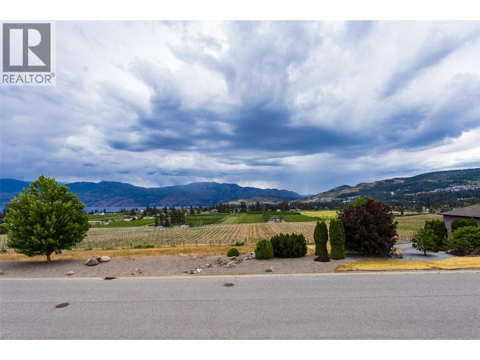 Picture for 2838 Salish  Road https://www.cirrealty.ca/reb/bc/3/10366503_3.jpg