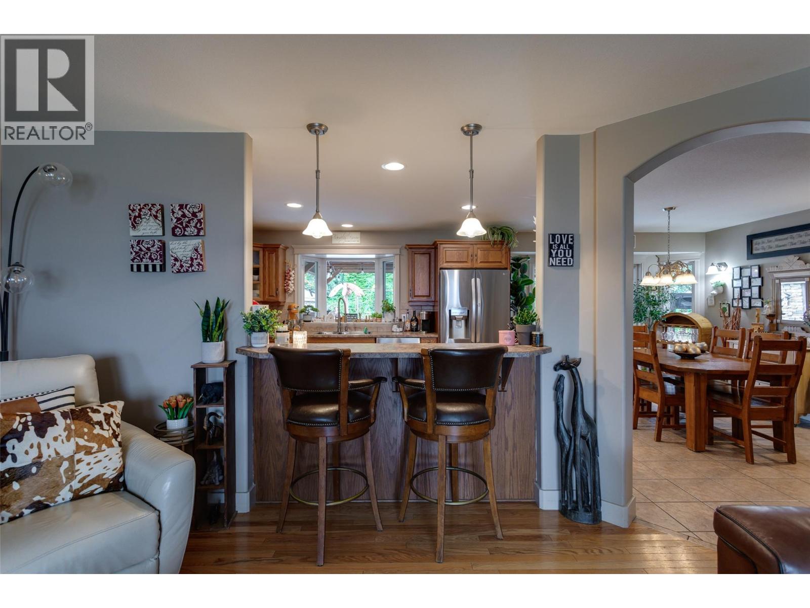 Picture for 2838 Salish  Road https://www.cirrealty.ca/reb/bc/3/10366503_32.jpg