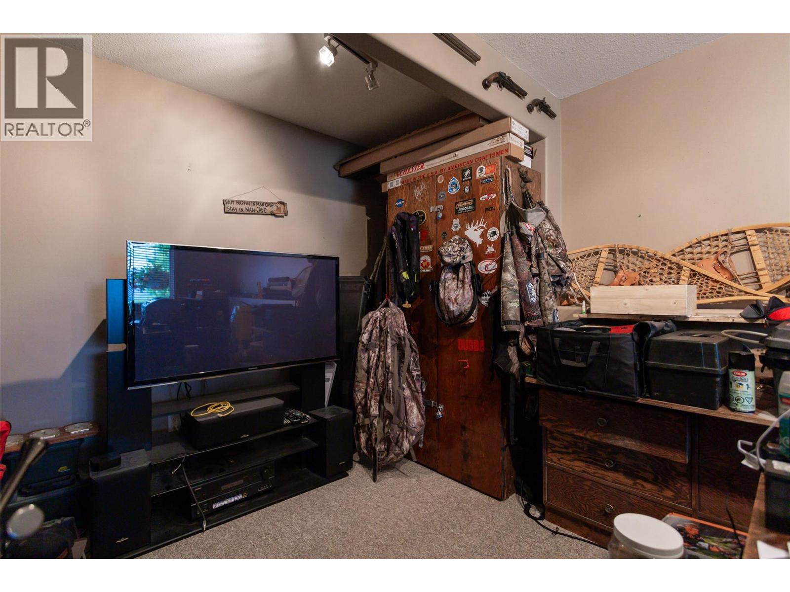 Picture for 2838 Salish  Road https://www.cirrealty.ca/reb/bc/3/10366503_50.jpg