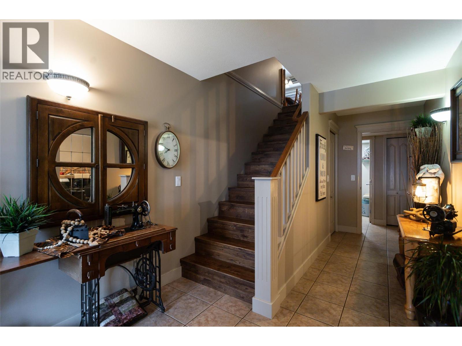 Picture for 2838 Salish  Road https://www.cirrealty.ca/reb/bc/3/10366503_7.jpg