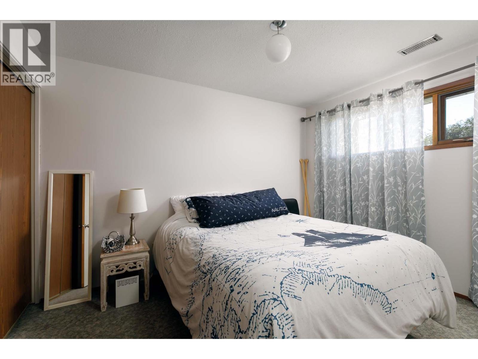 Picture for 3116 Appaloosa  Road https://www.cirrealty.ca/reb/bc/3/10366513_13.jpg