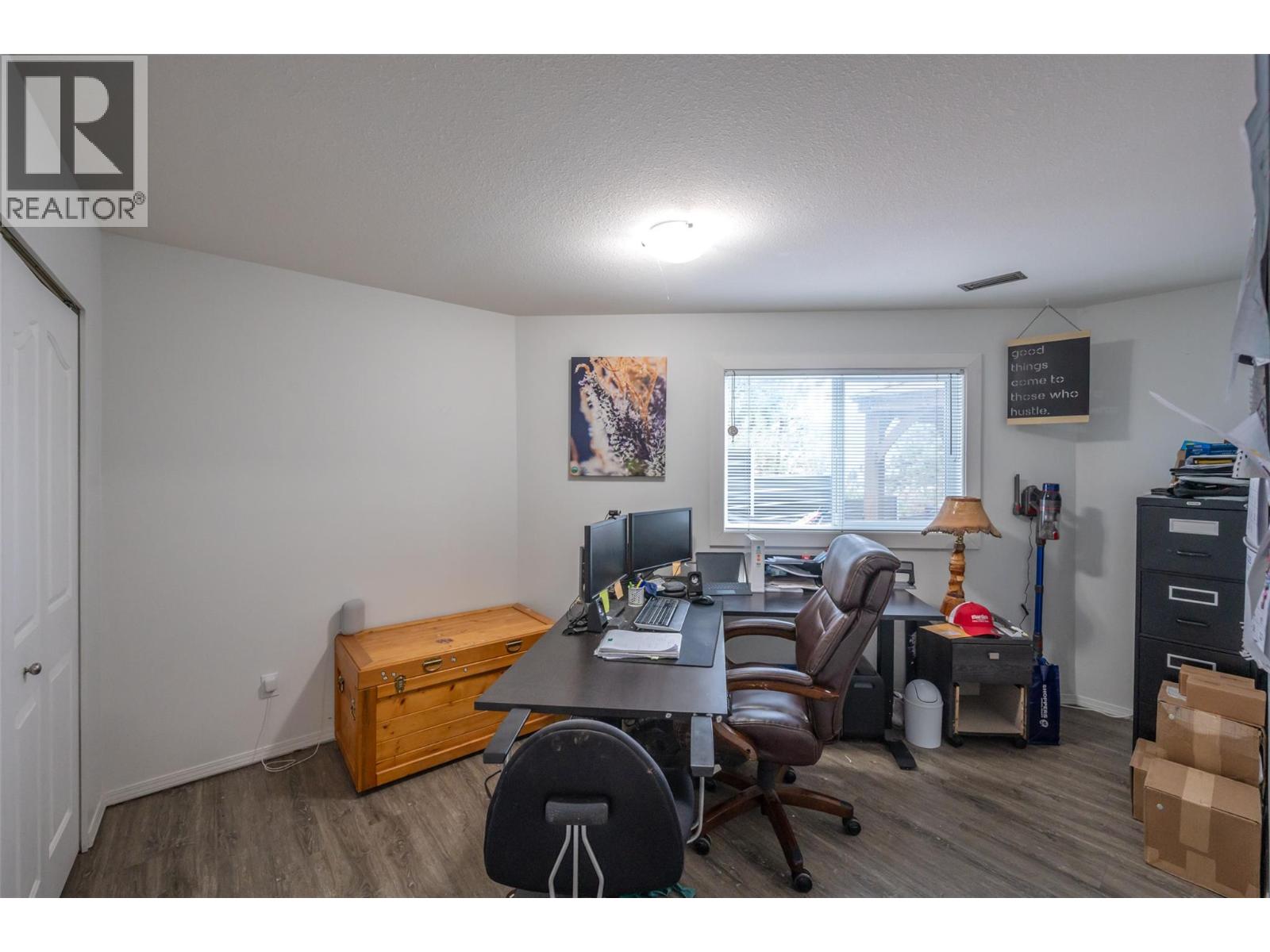 Picture for 138 EVERGREEN  Crescent https://www.cirrealty.ca/reb/bc/3/10366533_74.jpg