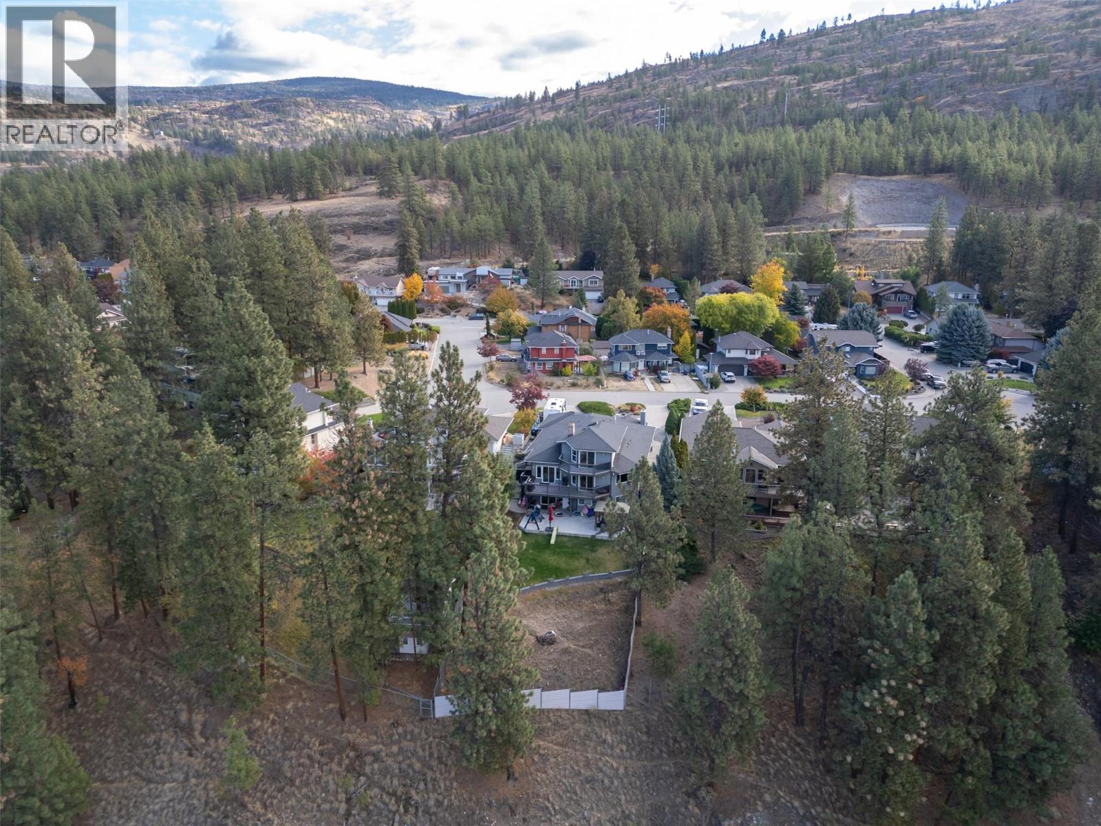 Picture for 138 EVERGREEN  Crescent https://www.cirrealty.ca/reb/bc/3/10366533_96.jpg