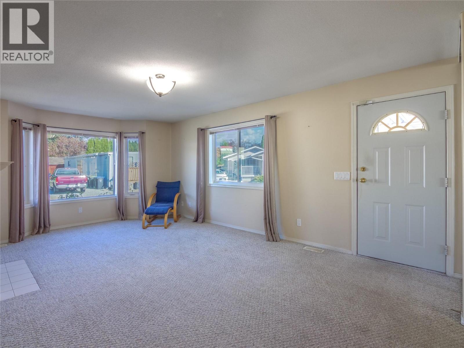 Picture for Unit #4, 670 McCurdy  Road