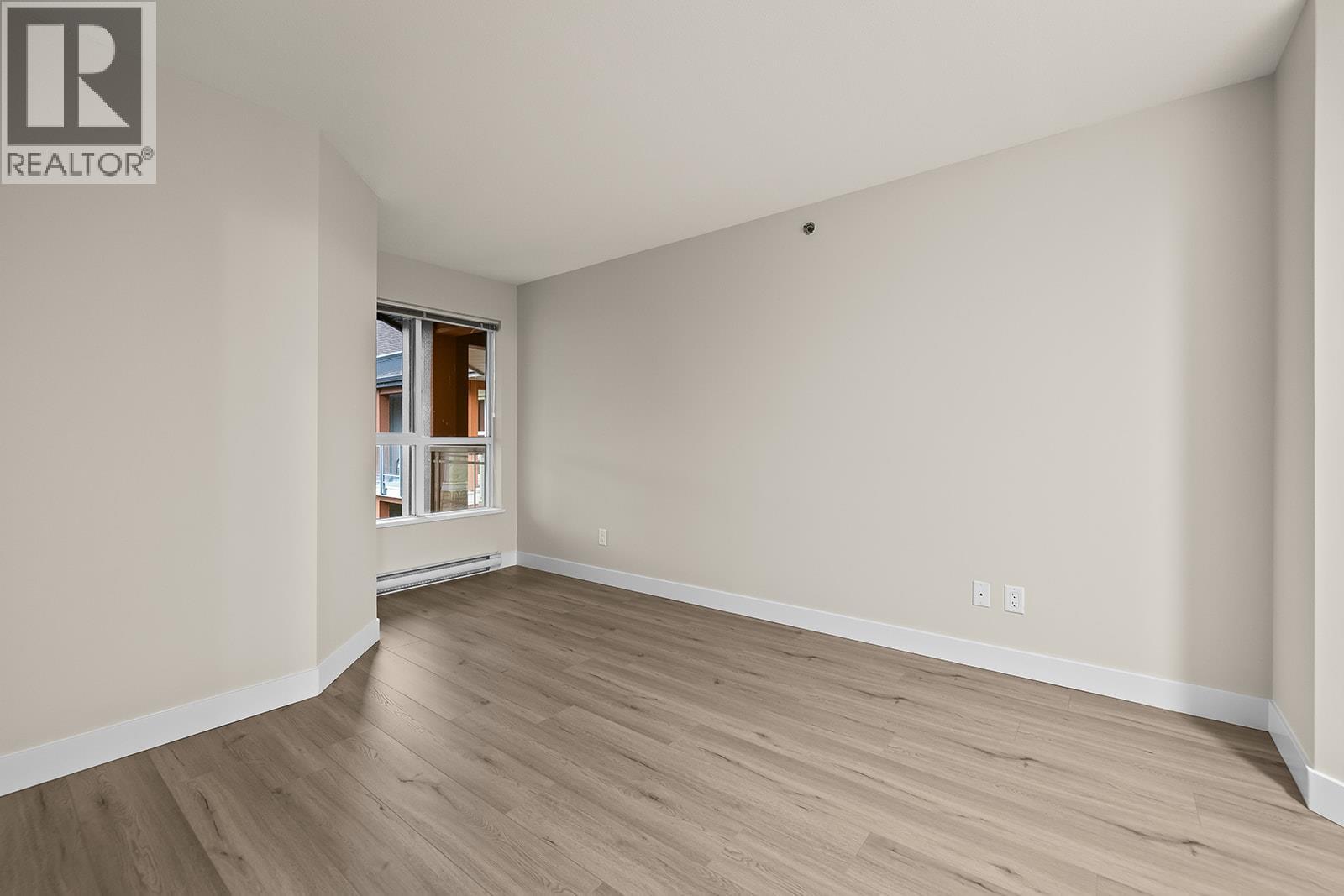 Picture for Unit #431, 1099 Sunset  Drive https://www.cirrealty.ca/reb/bc/3/10366613_28.jpg