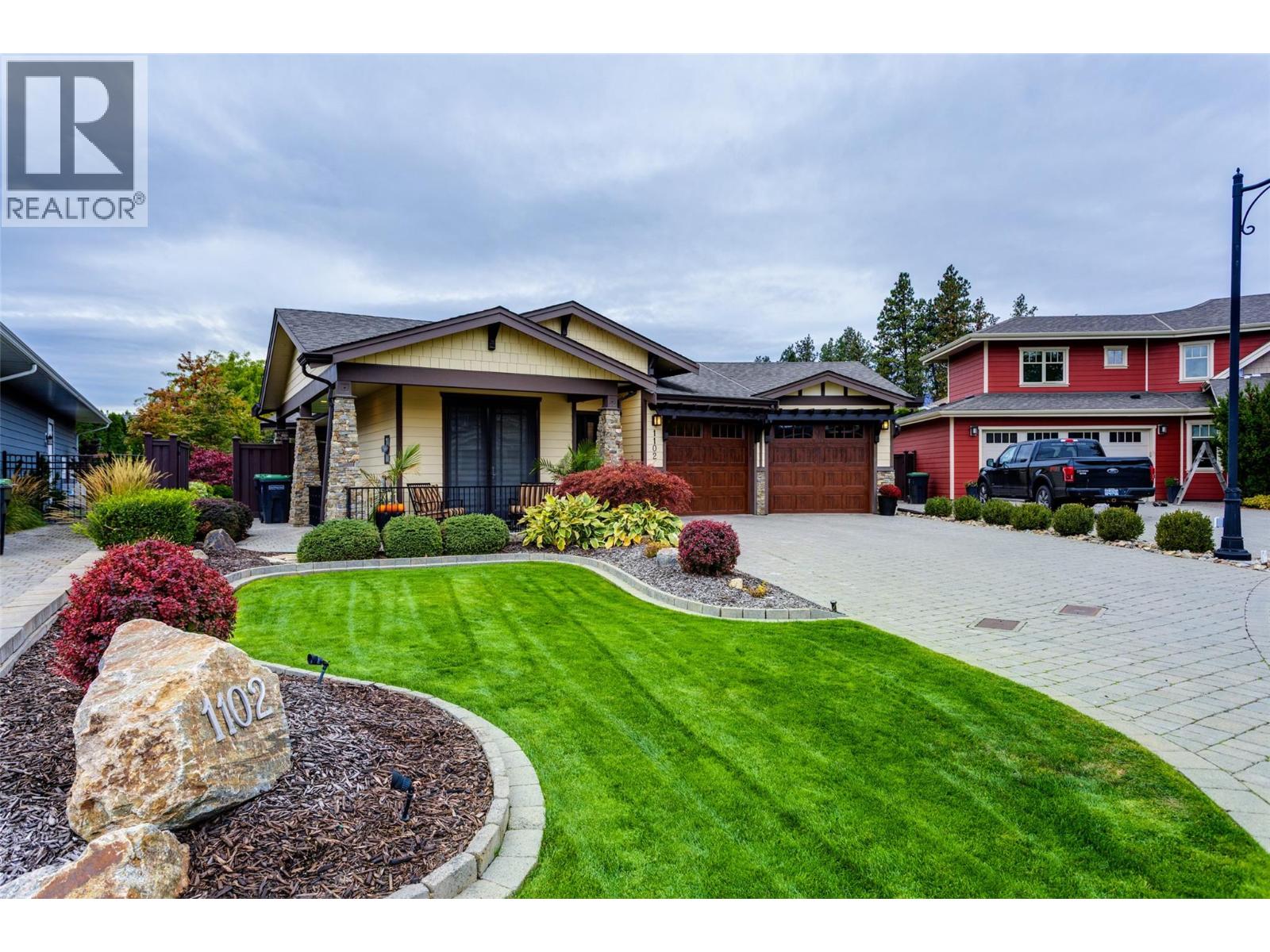 Picture for 1102 Glenview  Court